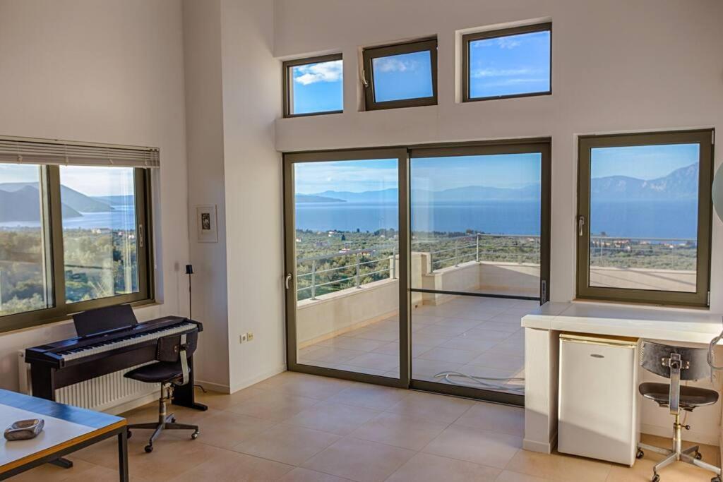Panoramic View Summerhouse Loukissia エクステリア 写真